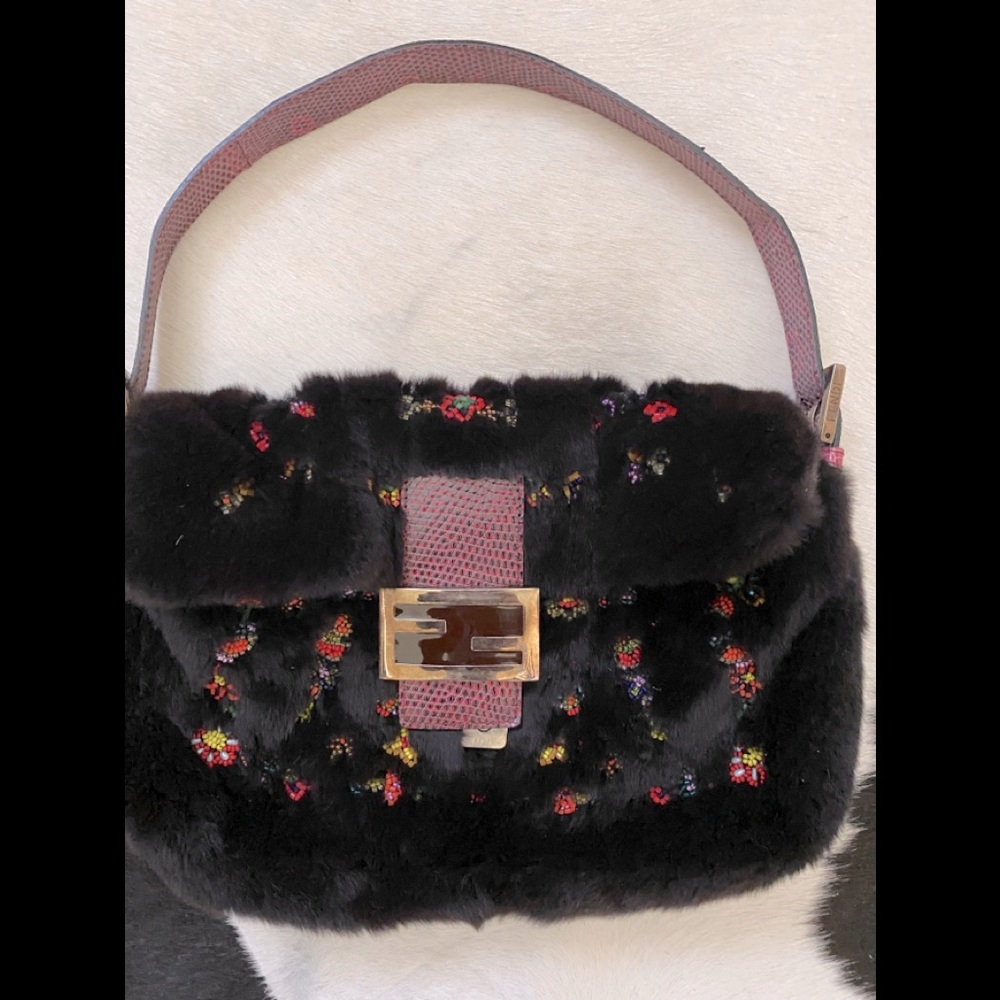 FENDI Vintage beaded Baguette bag Vintage